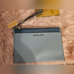 NWT Michael Kors 2 piece wristlet